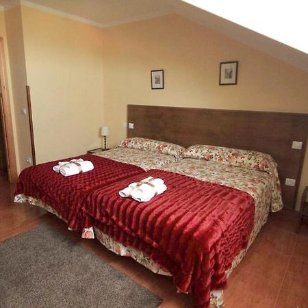 3 Bedrooms House With Furnished Terrace And Wifi At Ovinana クディレロ エクステリア 写真