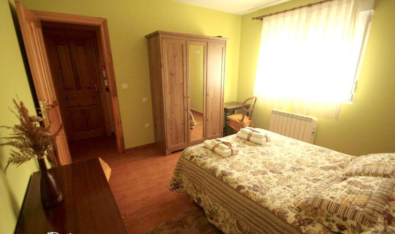 3 Bedrooms House With Furnished Terrace And Wifi At Ovinana クディレロ エクステリア 写真