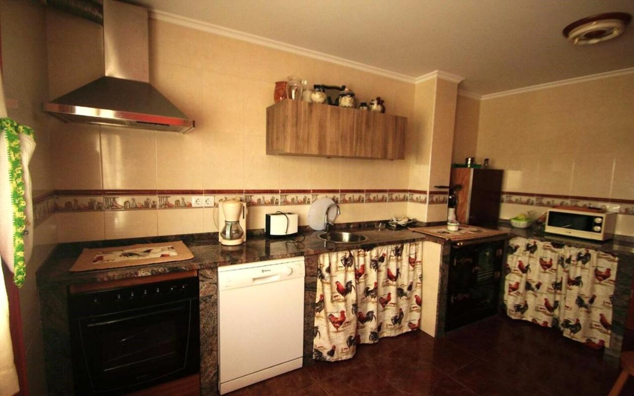 3 Bedrooms House With Furnished Terrace And Wifi At Ovinana クディレロ エクステリア 写真
