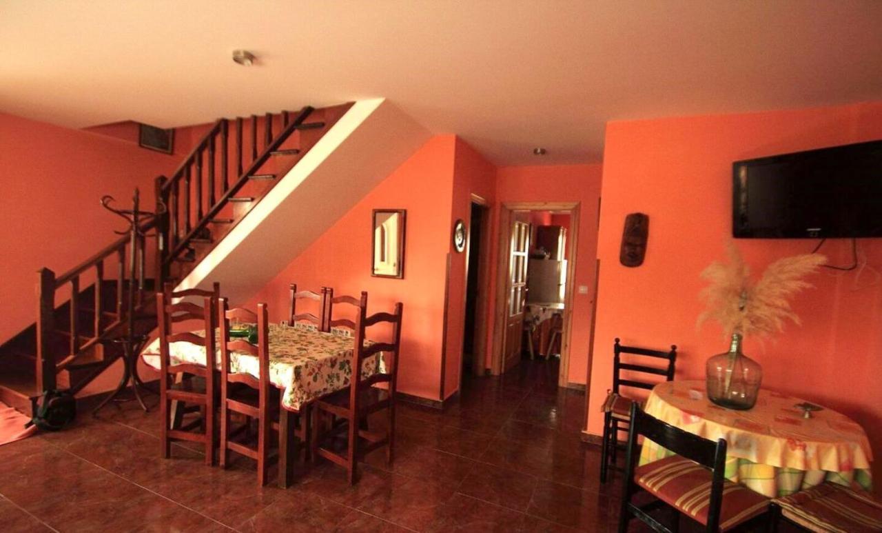 3 Bedrooms House With Furnished Terrace And Wifi At Ovinana クディレロ エクステリア 写真