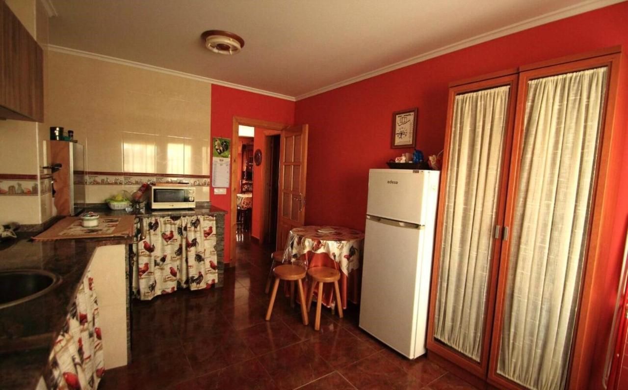 3 Bedrooms House With Furnished Terrace And Wifi At Ovinana クディレロ エクステリア 写真